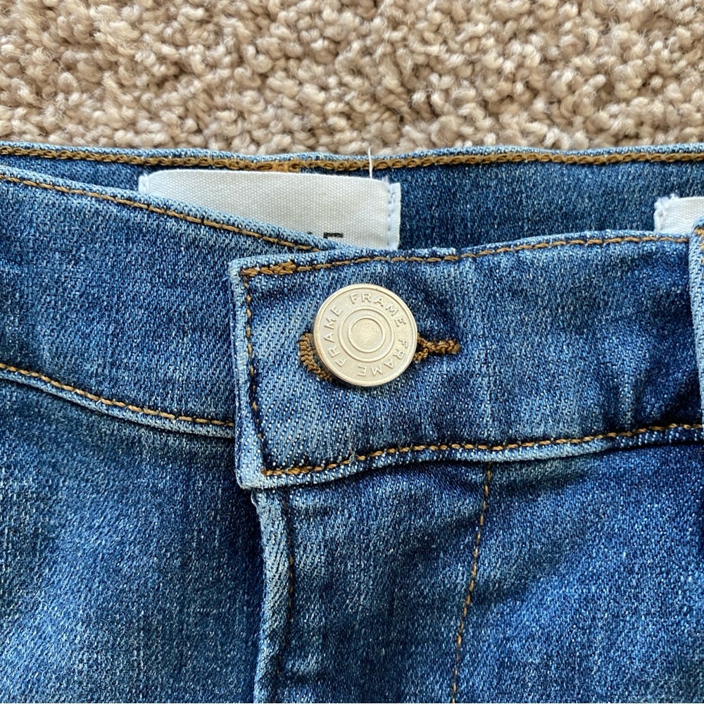 Frame Denim Women's Straight Leg Jeans in Medium Blue Wash - Picture 7 of 15